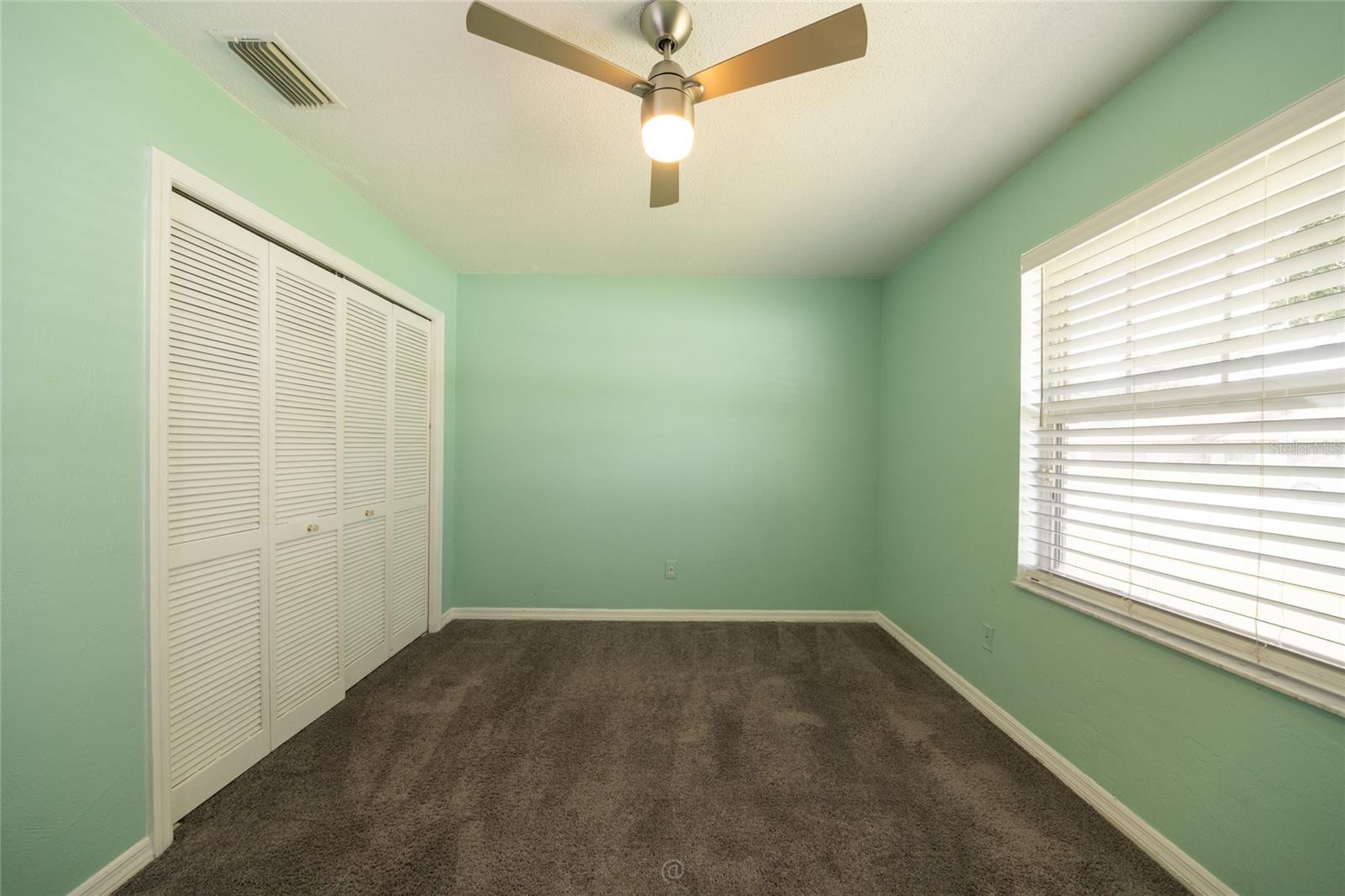 DEEP FOREST - Residential Lease