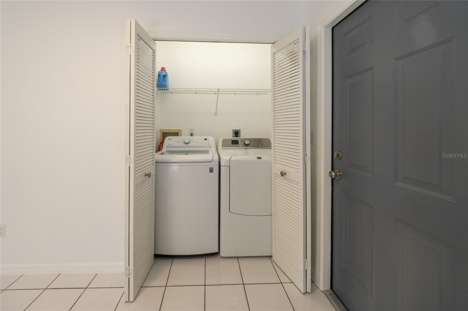 DEEP FOREST - Residential Lease