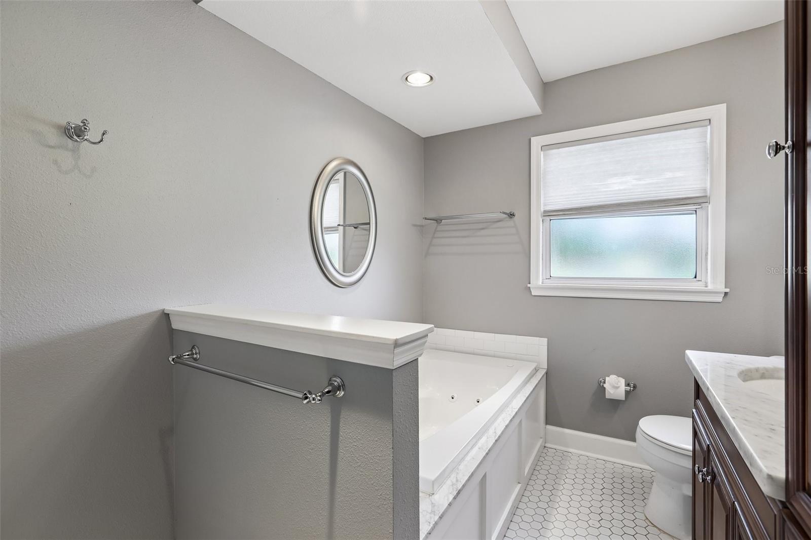 SEMINOLE LAKE GOLF & - Residential