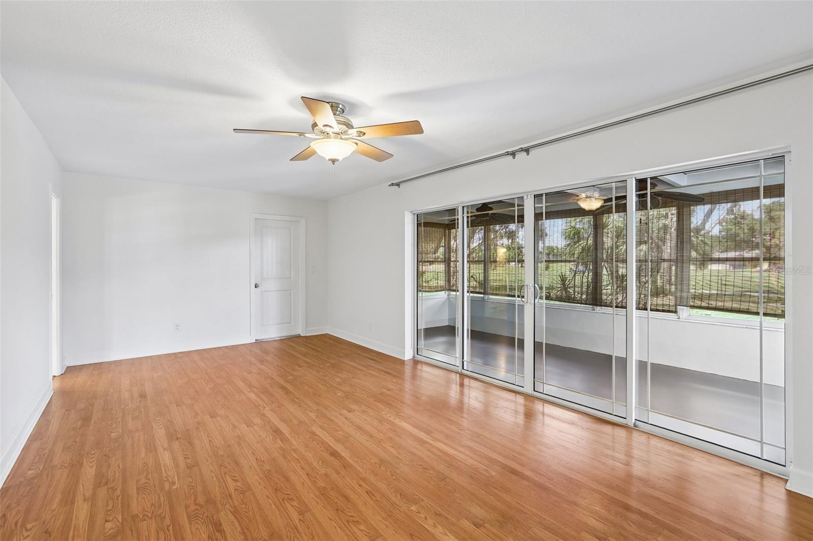 SEMINOLE LAKE GOLF & - Residential