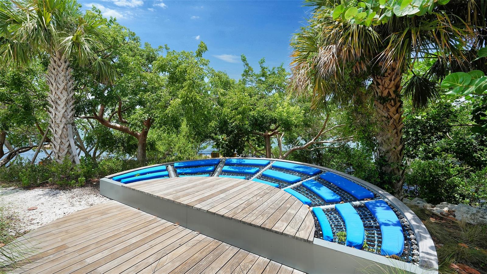 CONDO ON THE BAY TOWER II - Residential