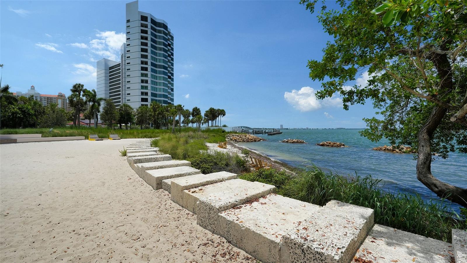 CONDO ON THE BAY TOWER II - Residential