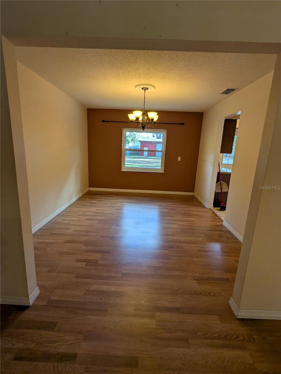 VILLAGE GROVE 1 - Residential