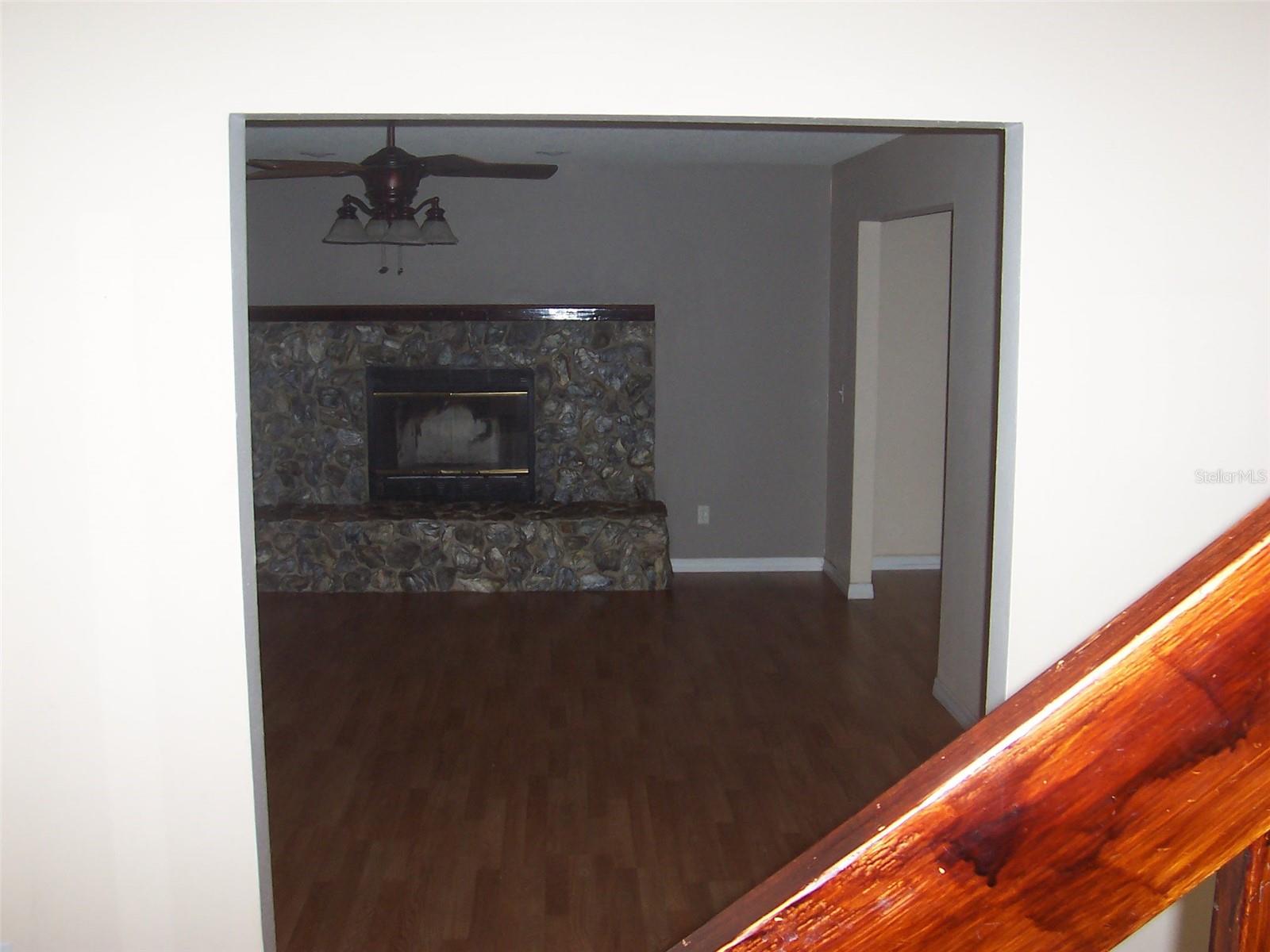 VILLAGE GROVE 1 - Residential