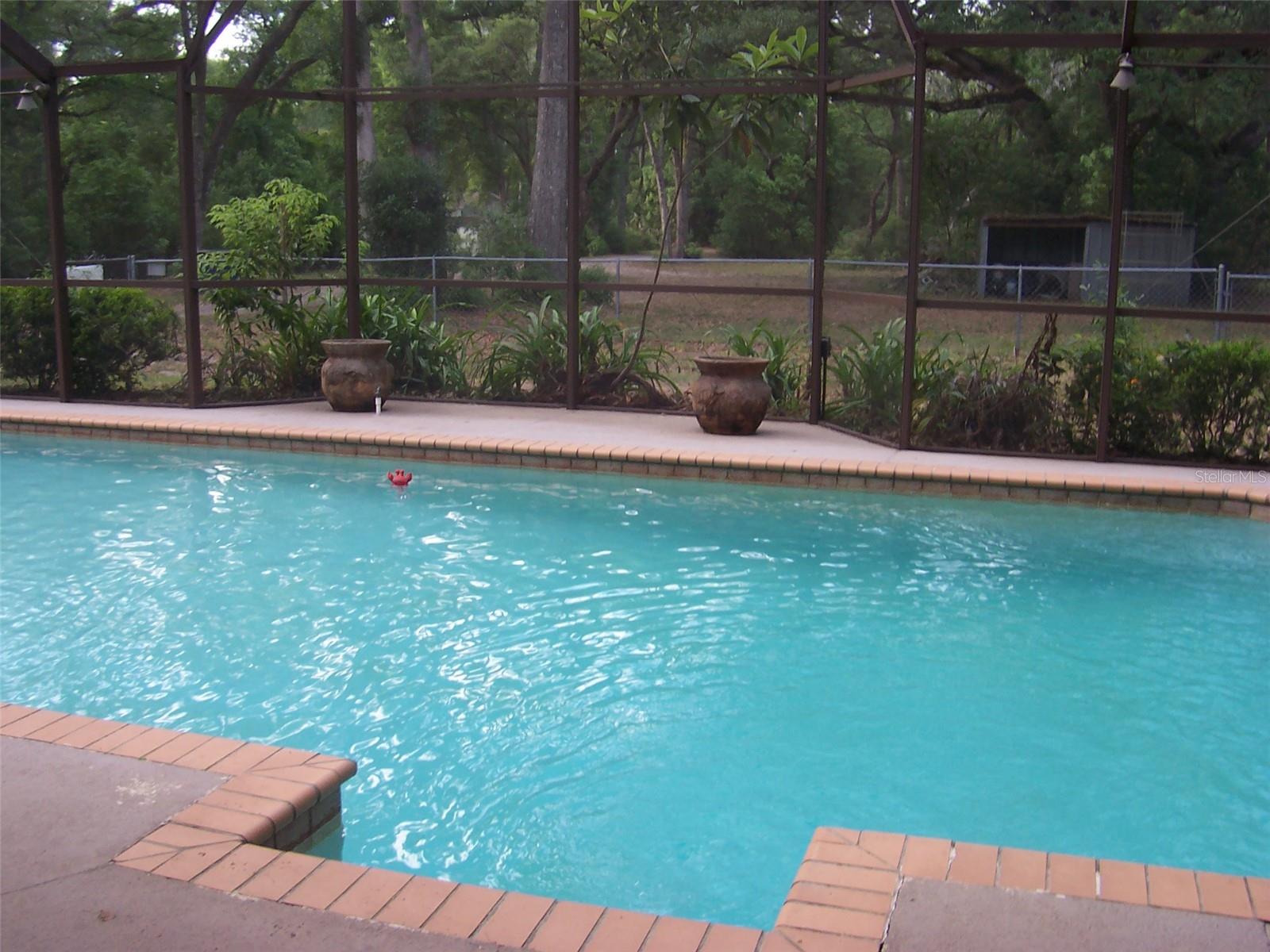 VILLAGE GROVE 1 - Residential