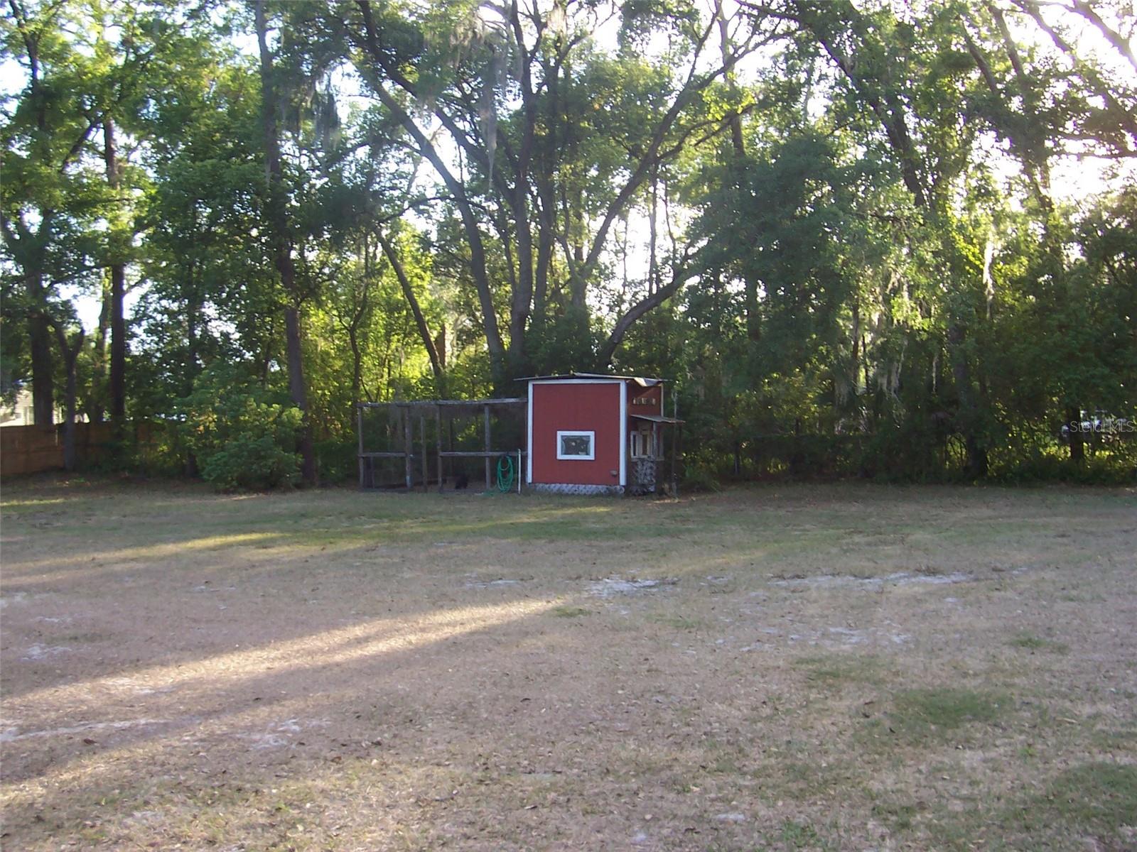 VILLAGE GROVE 1 - Residential