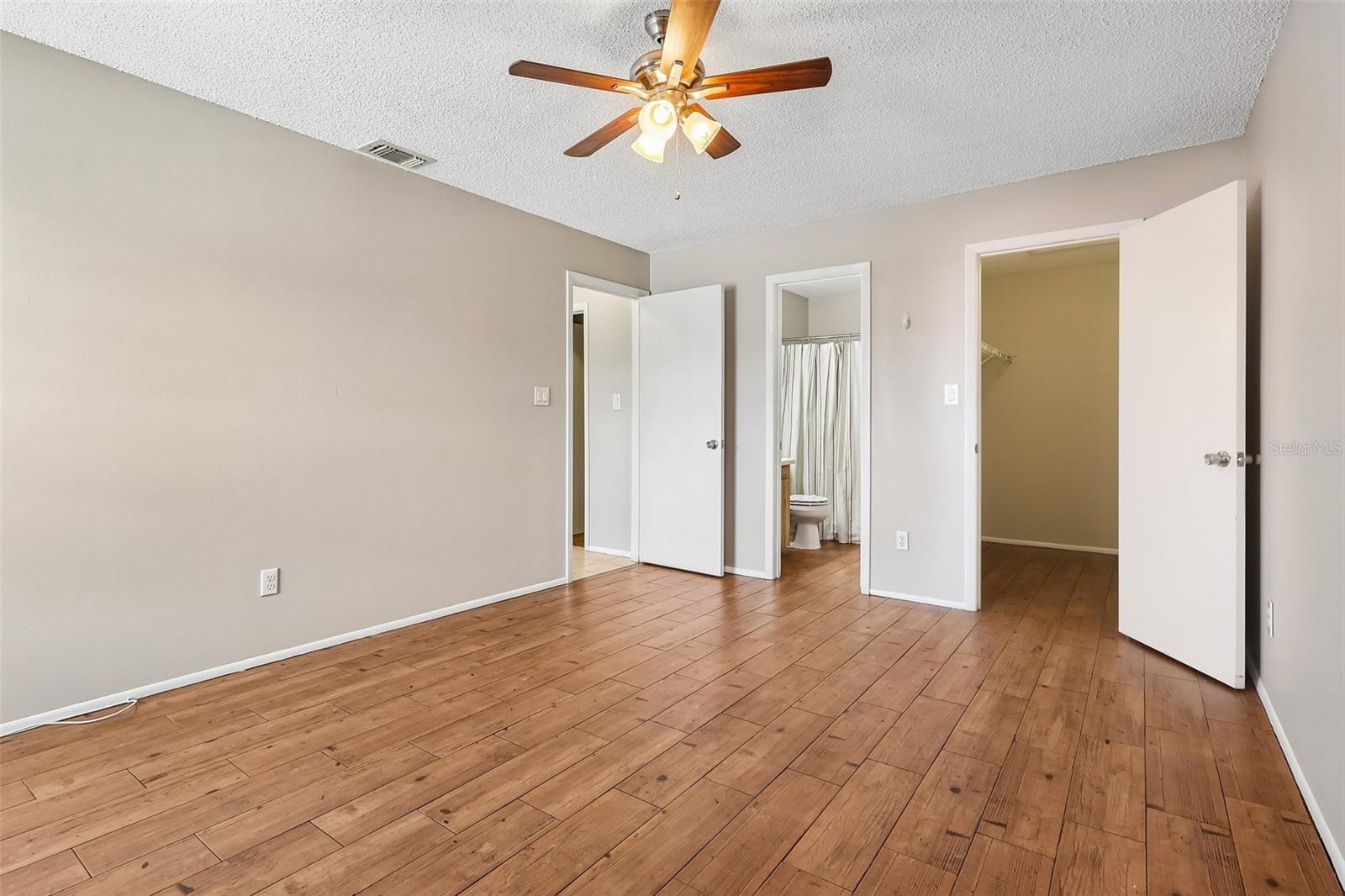 SOUTHBROOKE CONDO PH 02 - Residential