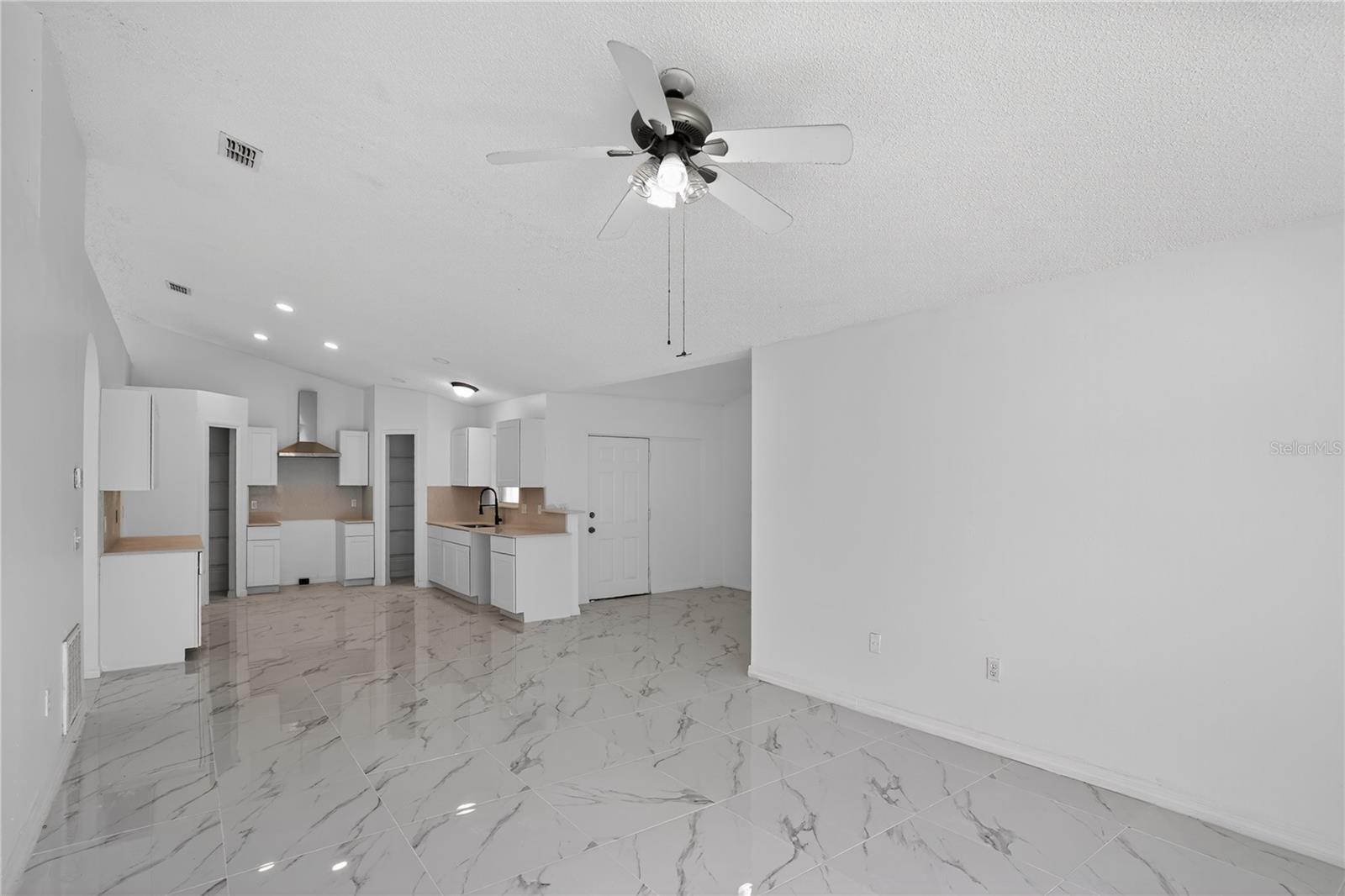 POINCIANA VILLAGE 5 NBHD 1 - Residential Lease
