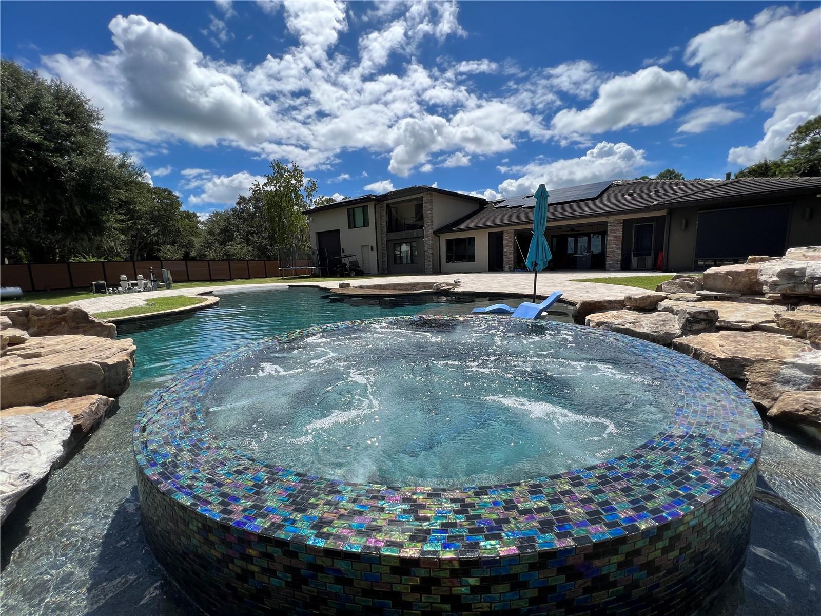 CYPRESS SHORES - Residential