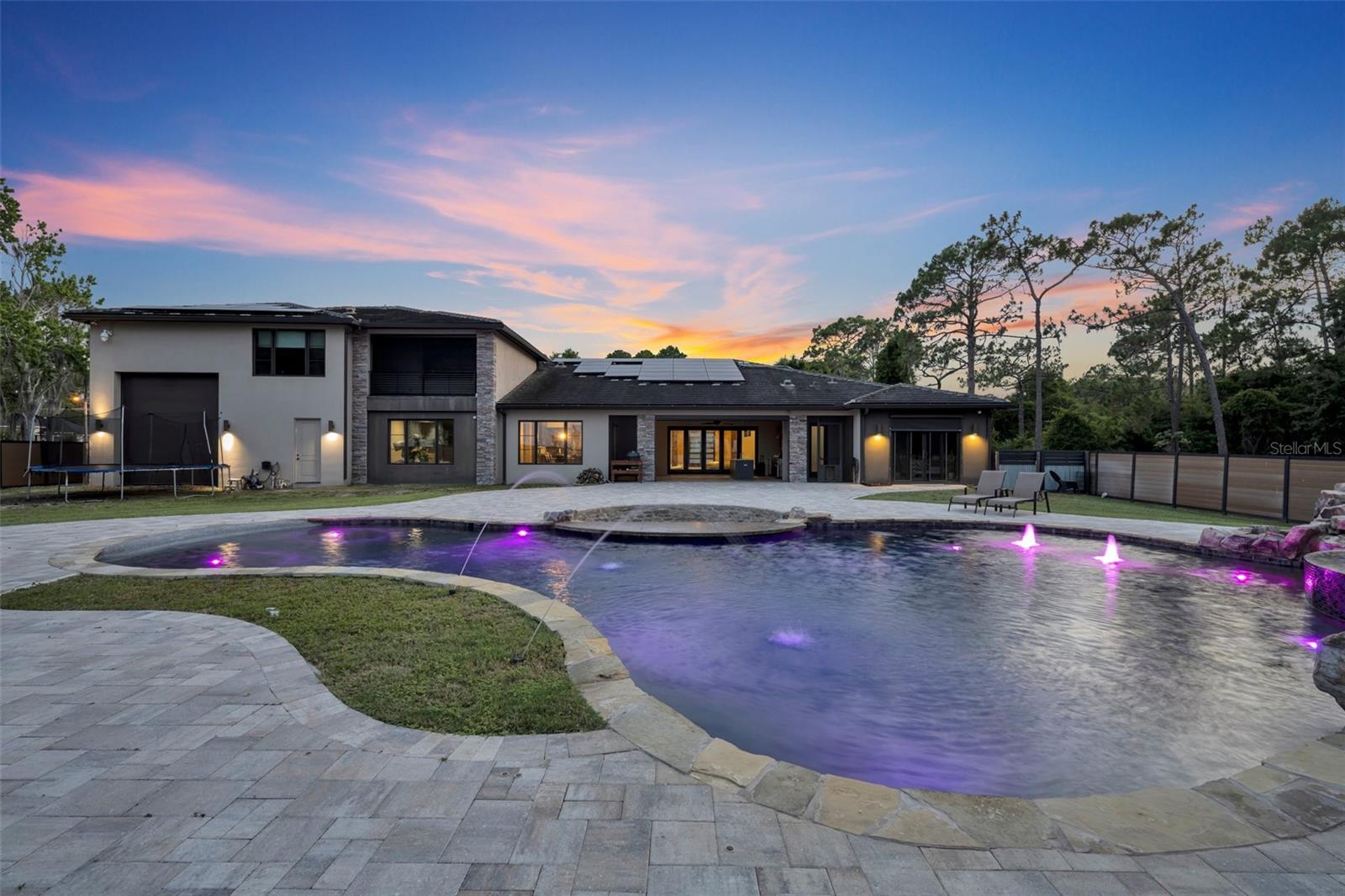 CYPRESS SHORES - Residential
