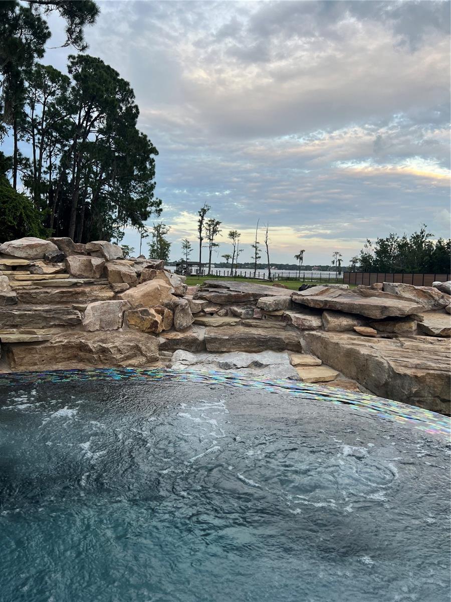 CYPRESS SHORES - Residential
