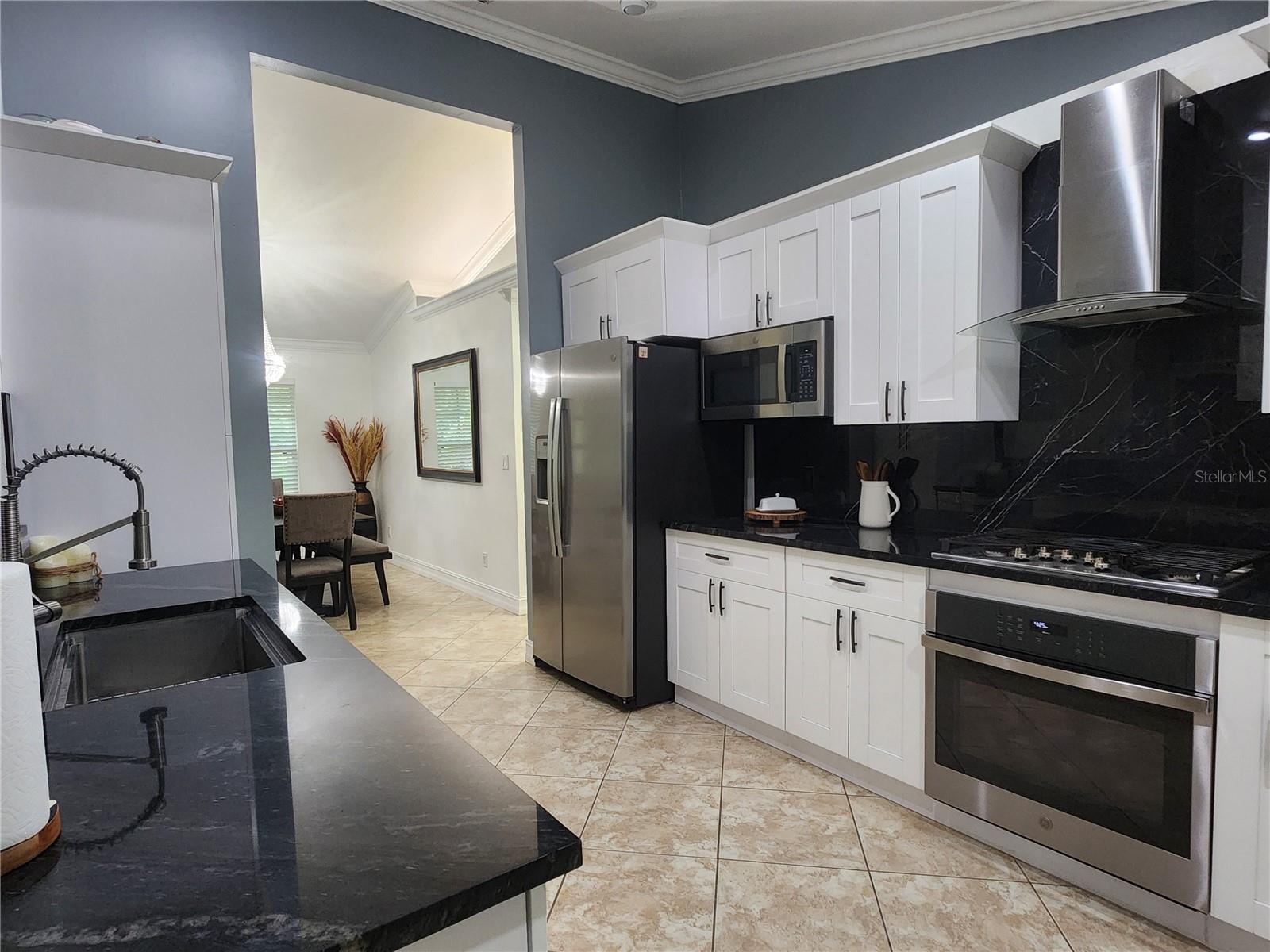 GOLDEN GATE ESTATE UNIT 13 - Residential