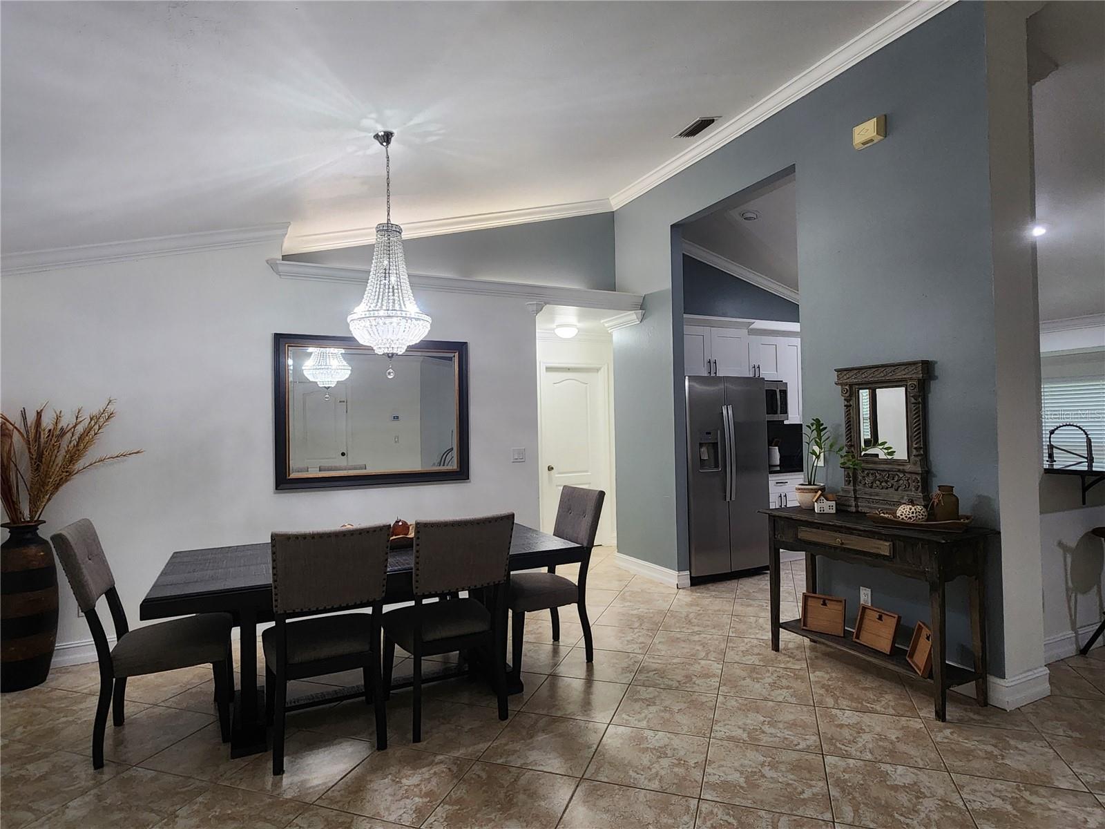 GOLDEN GATE ESTATE UNIT 13 - Residential