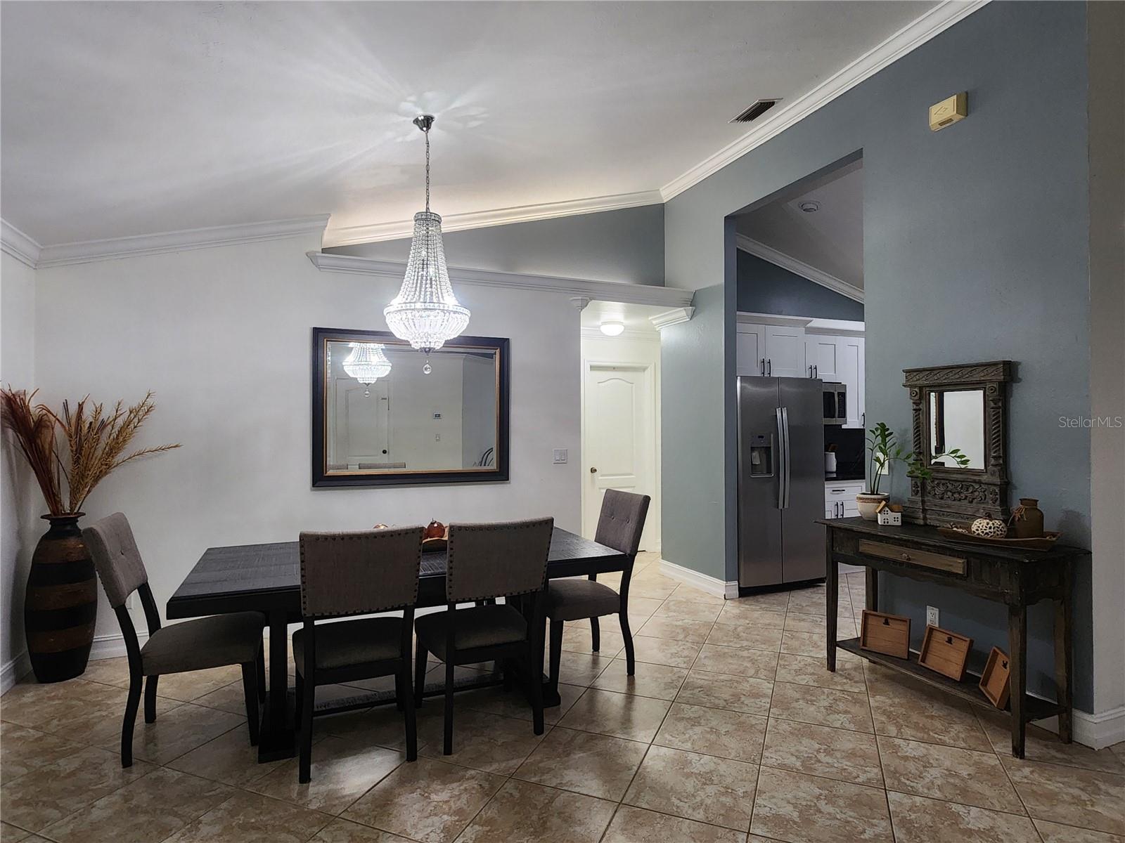 GOLDEN GATE ESTATE UNIT 13 - Residential