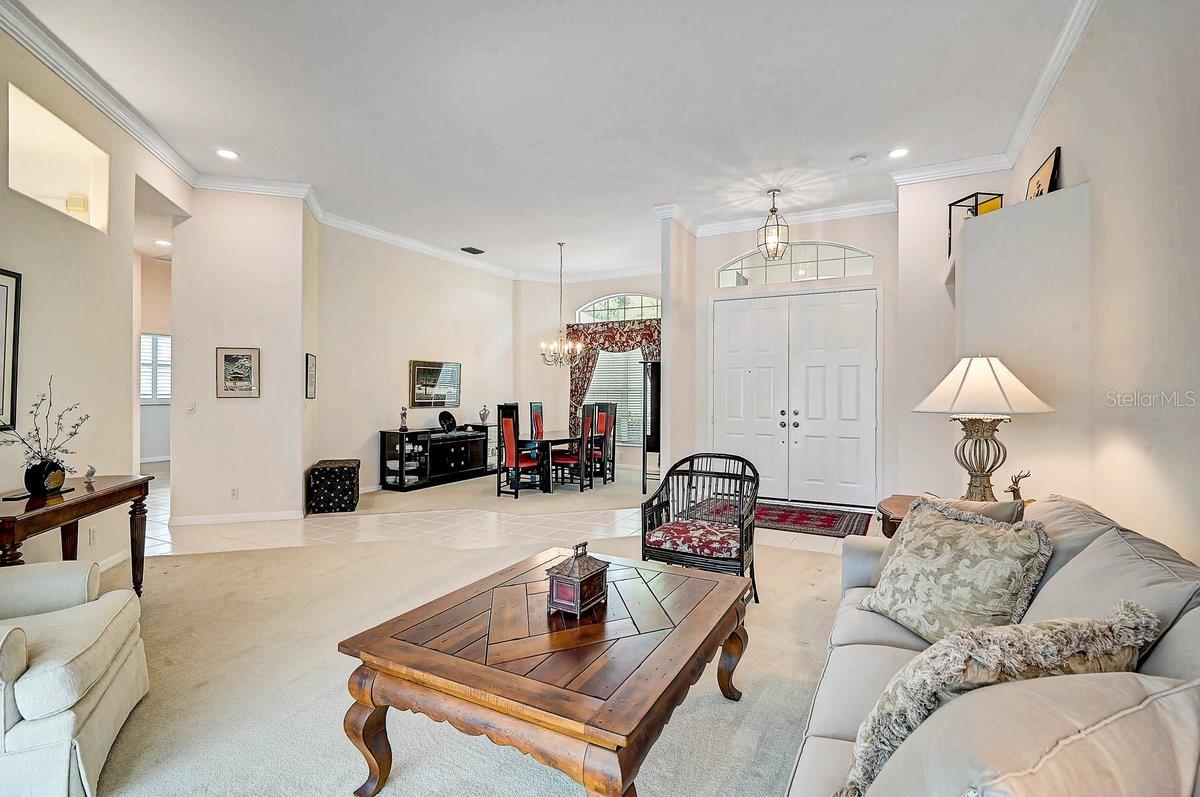 CALUSA LAKES - Residential