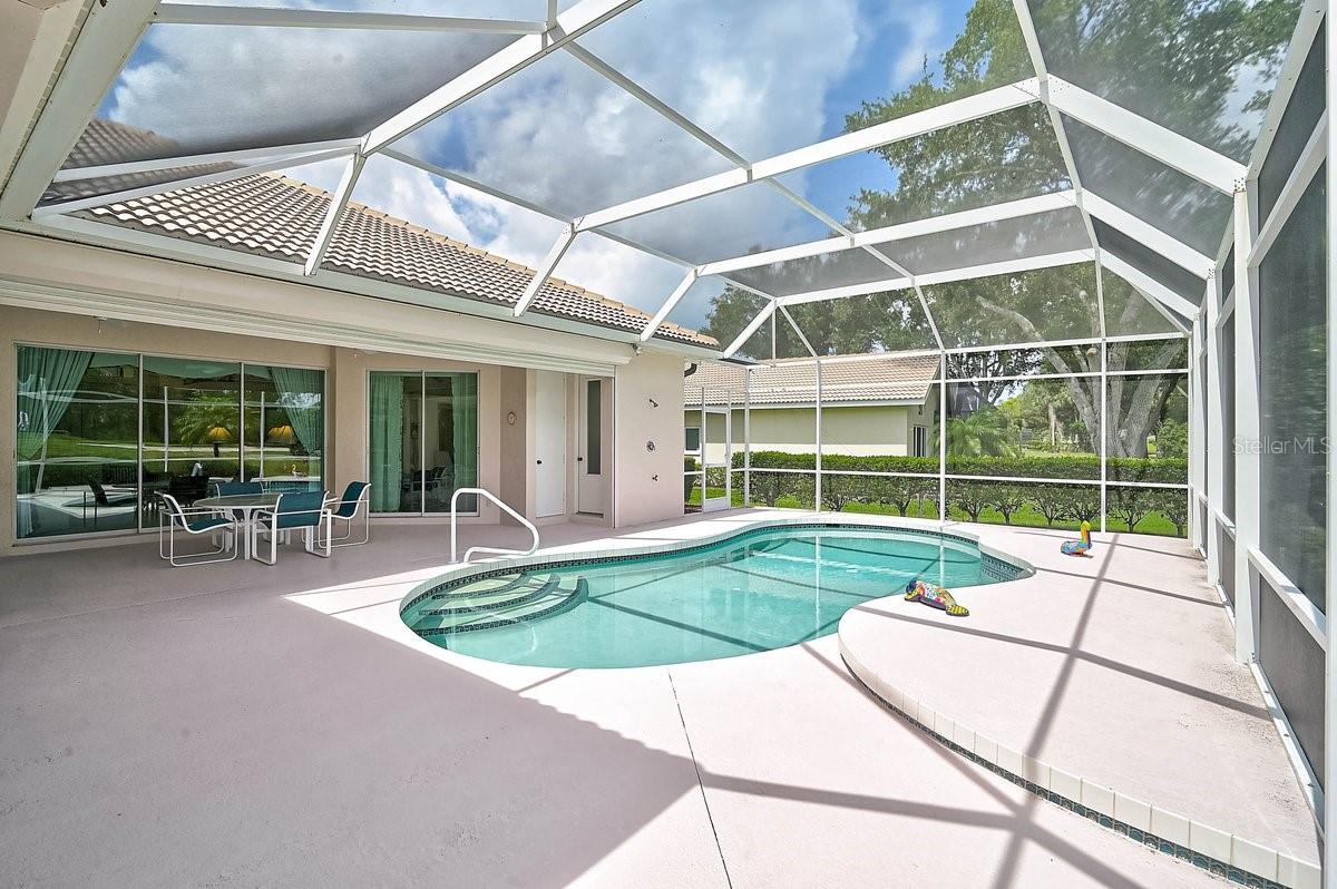 CALUSA LAKES - Residential