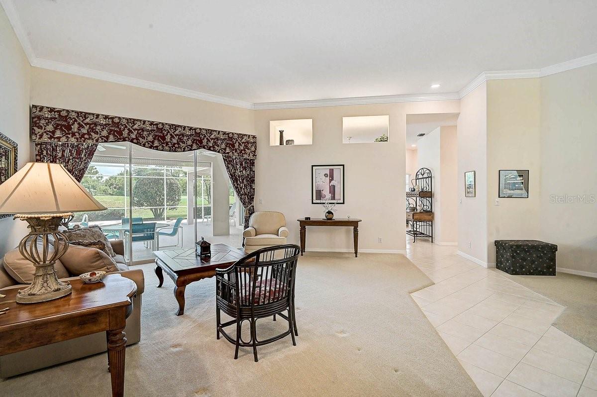 CALUSA LAKES - Residential