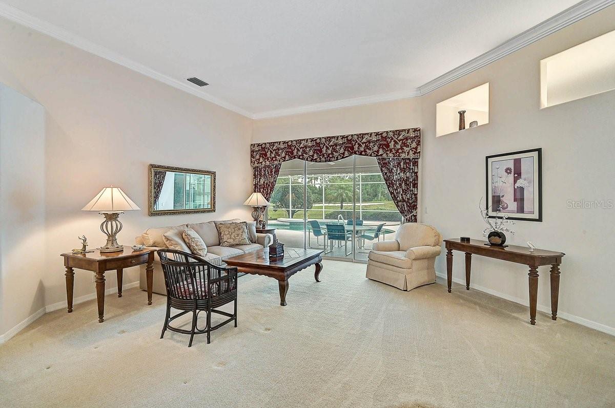 CALUSA LAKES - Residential