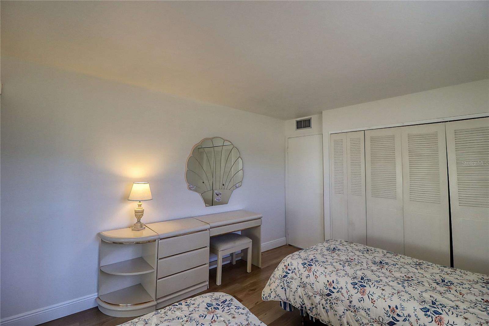 CAMBRIDGE I CONDO - Residential