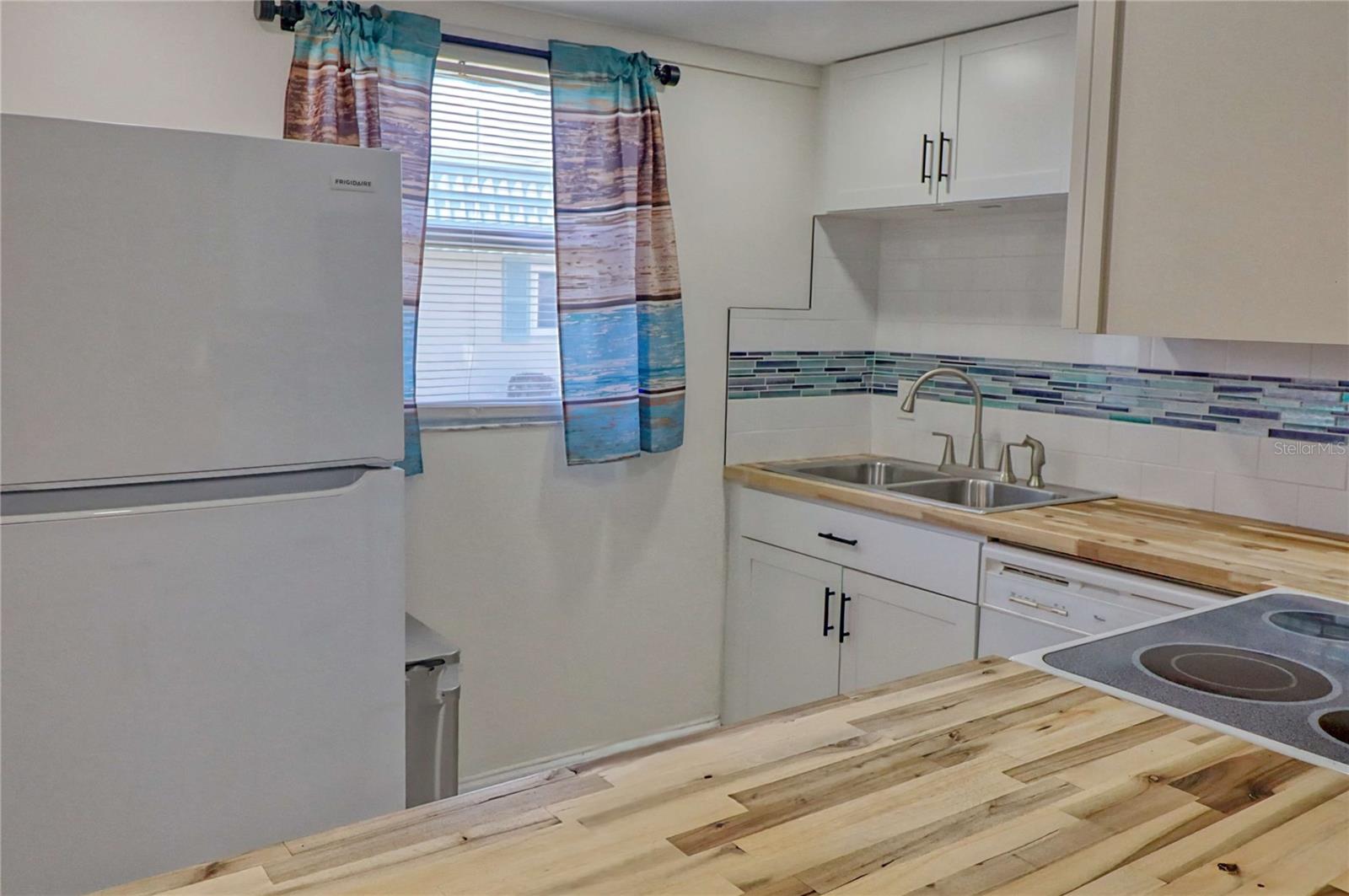 CAMBRIDGE I CONDO - Residential