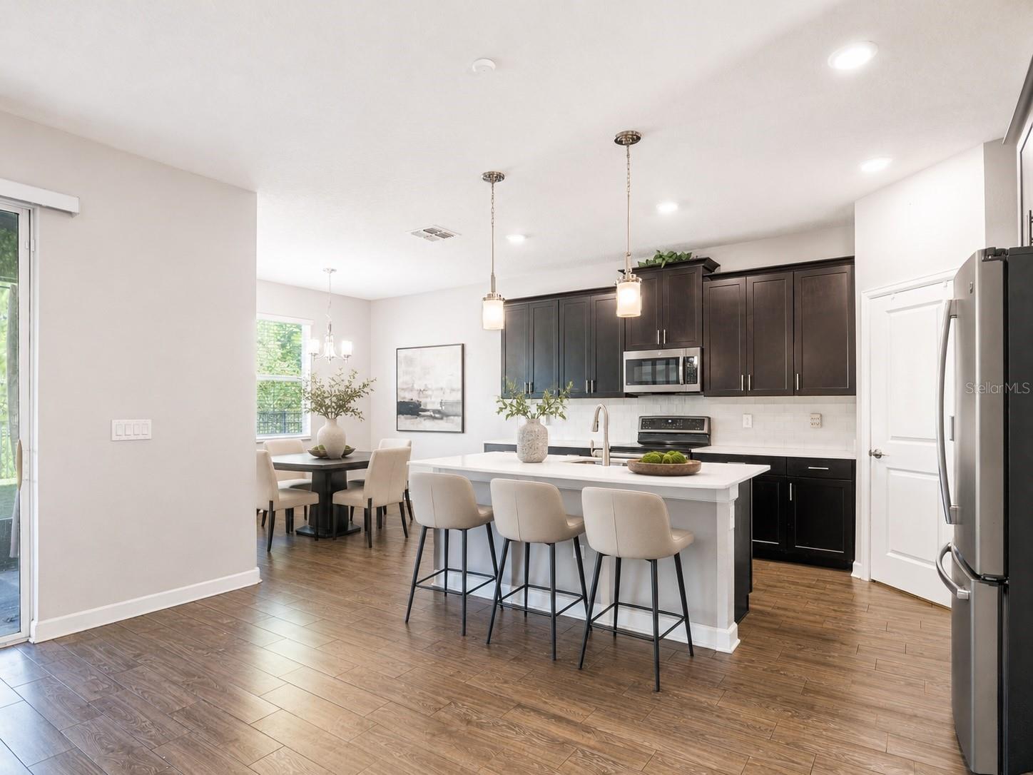 DRAYTON-PRESTON WOODS/PROVIDEN - Residential