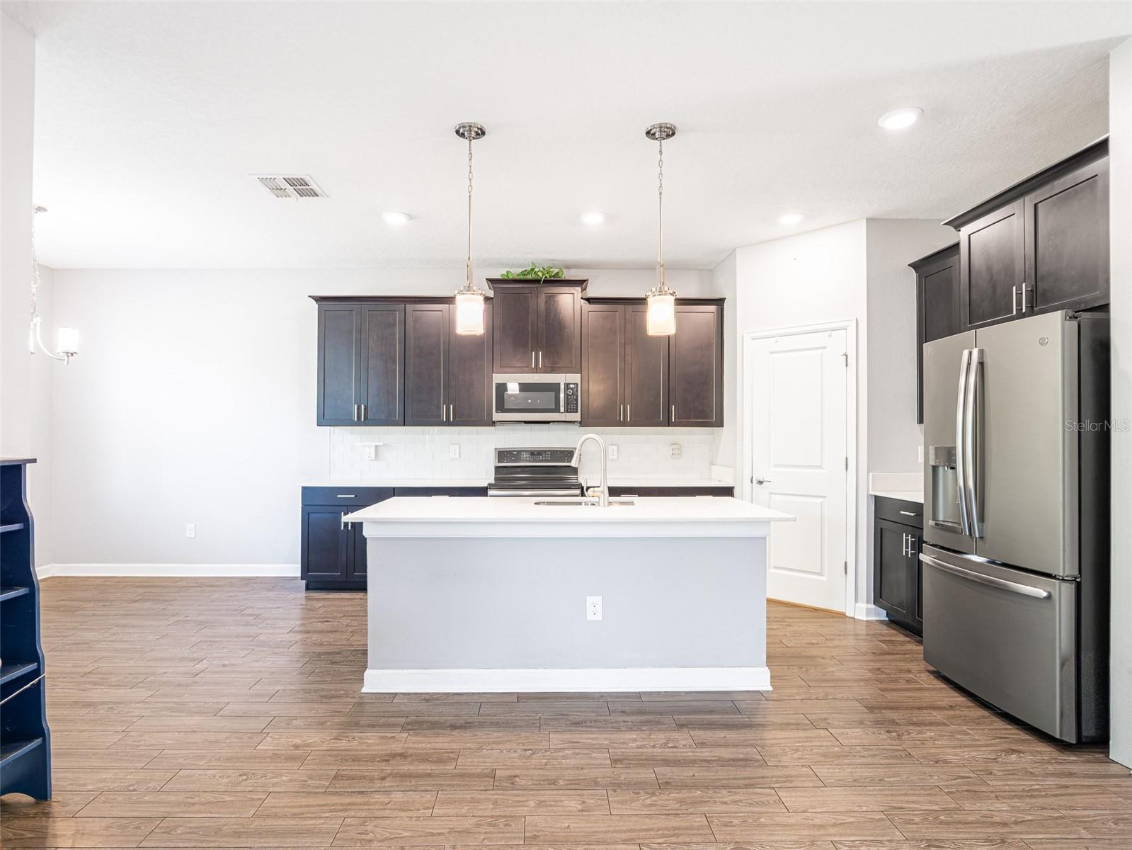 DRAYTON-PRESTON WOODS/PROVIDEN - Residential