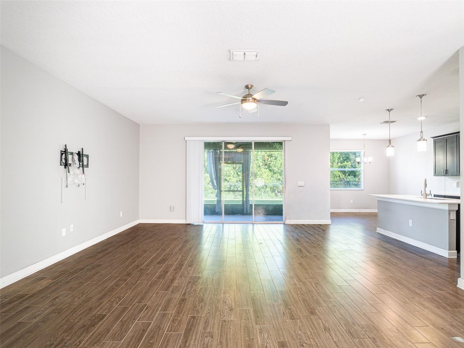 DRAYTON-PRESTON WOODS/PROVIDEN - Residential