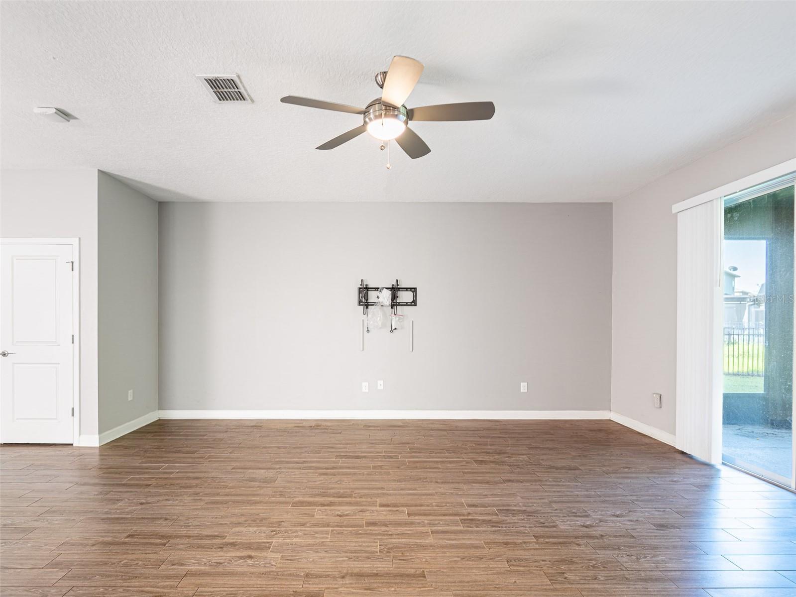 DRAYTON-PRESTON WOODS/PROVIDEN - Residential