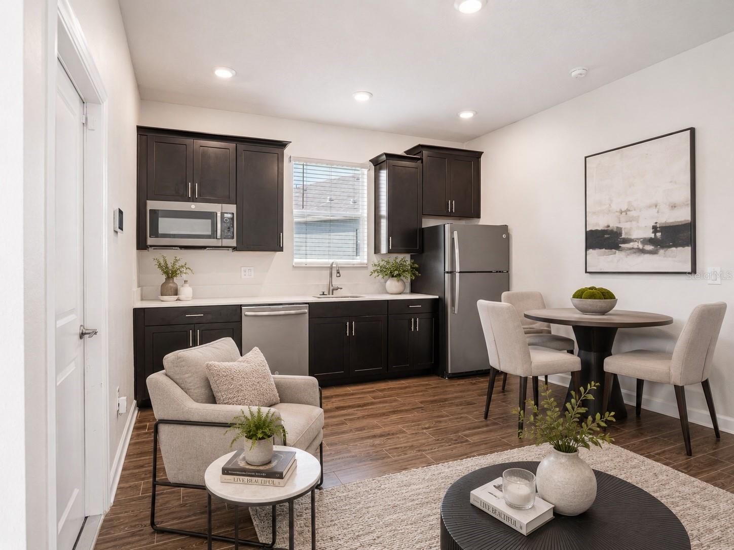 DRAYTON-PRESTON WOODS/PROVIDEN - Residential
