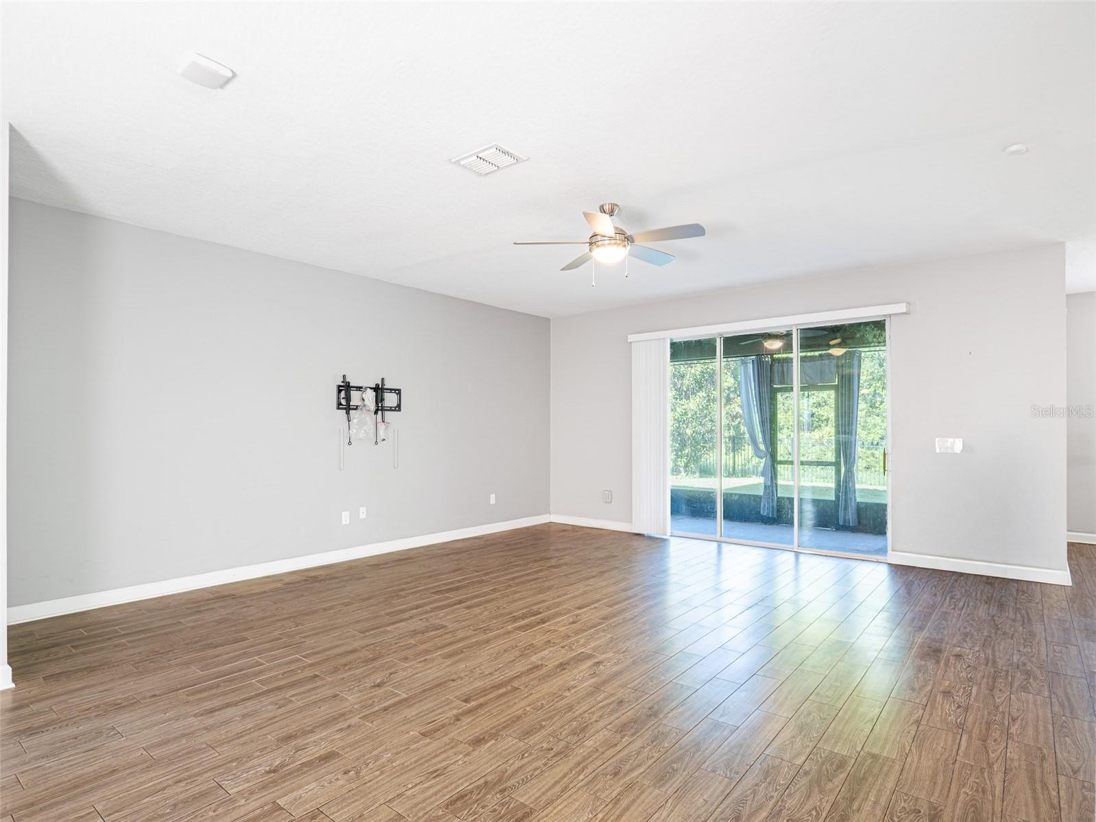 DRAYTON-PRESTON WOODS/PROVIDEN - Residential