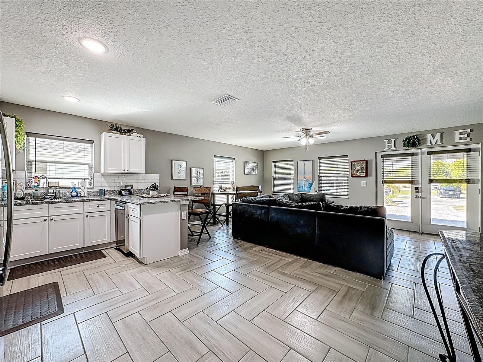 ENGLISH - Residential Lease