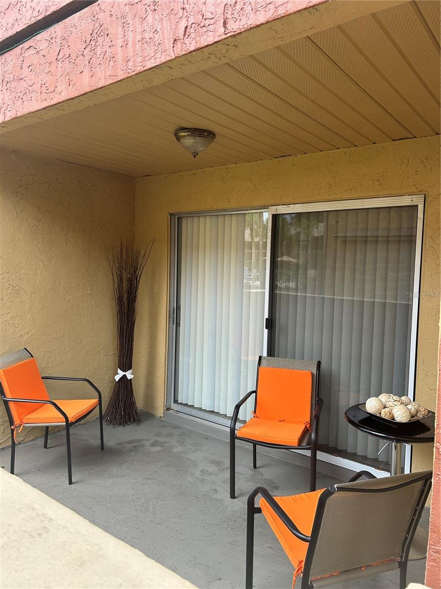 OXFORD SQUARE CONDO - Residential