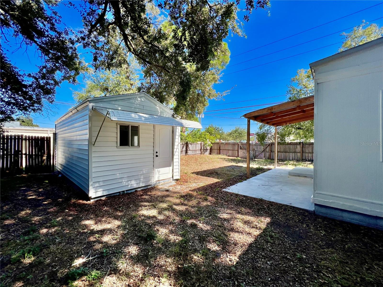 POWERS CENTRAL PARK SUB - Residential Lease