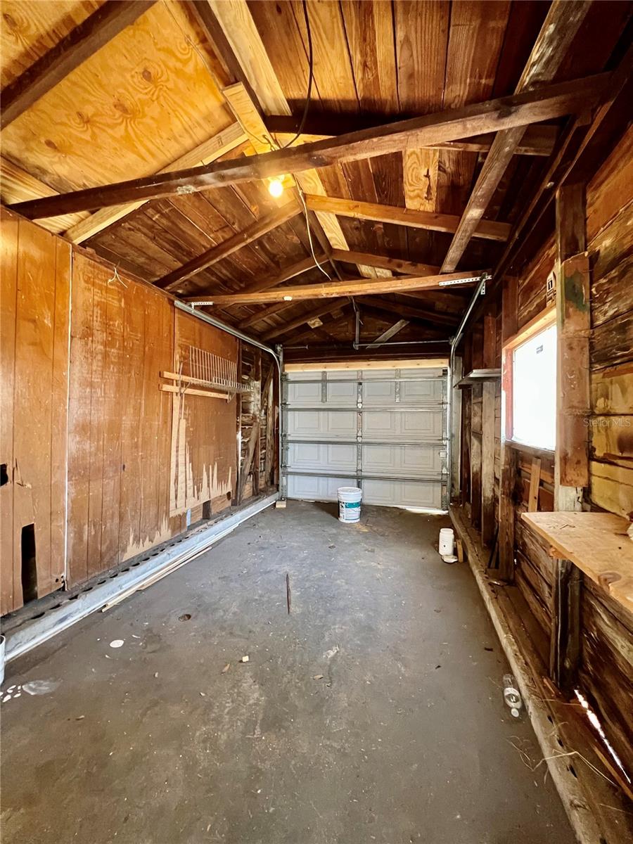 POWERS CENTRAL PARK SUB - Residential Lease