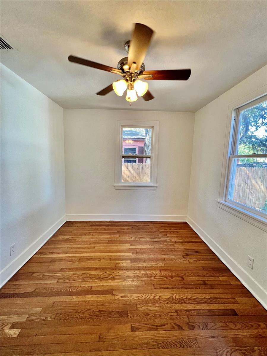 POWERS CENTRAL PARK SUB - Residential Lease