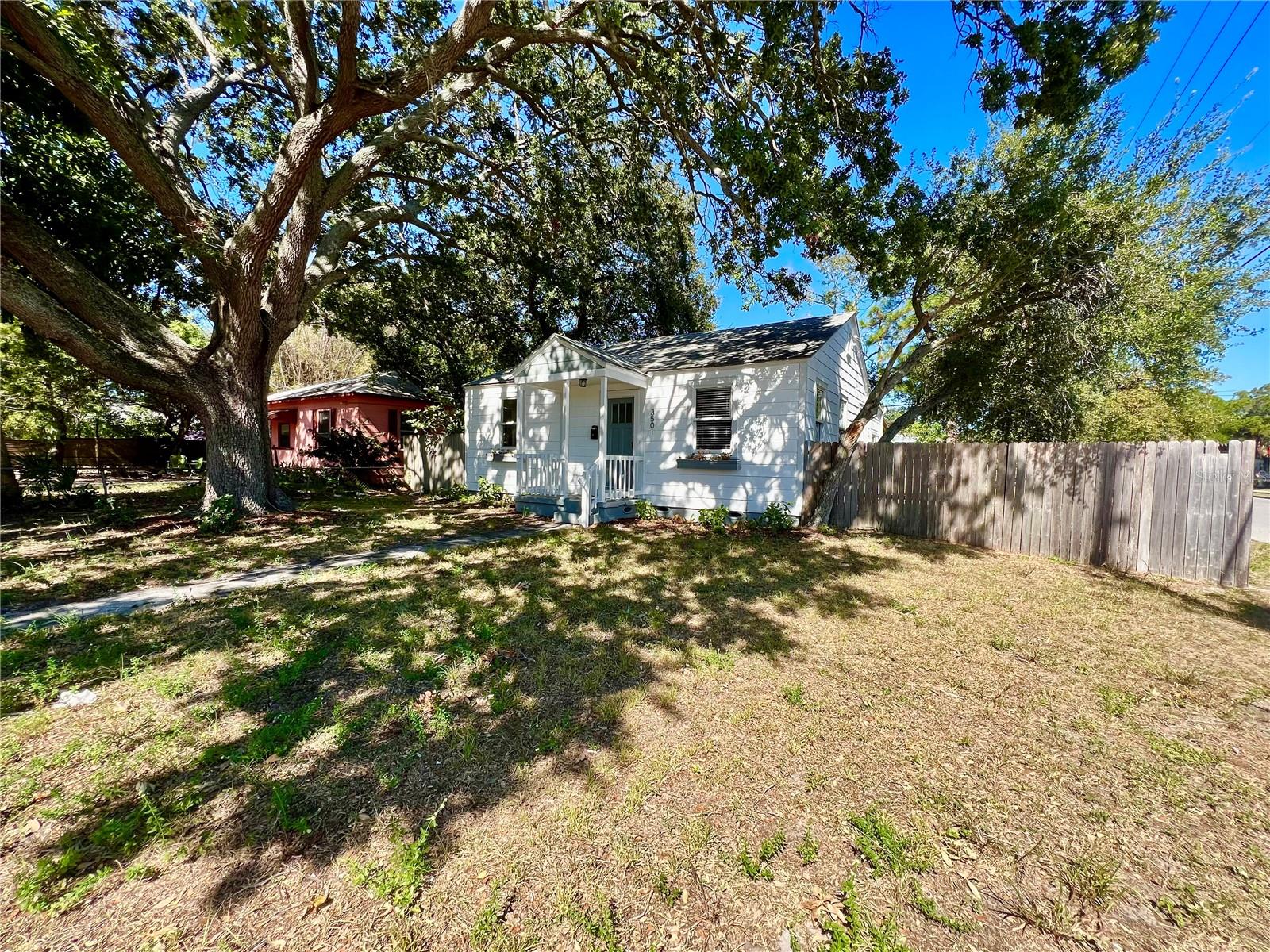 POWERS CENTRAL PARK SUB - Residential Lease