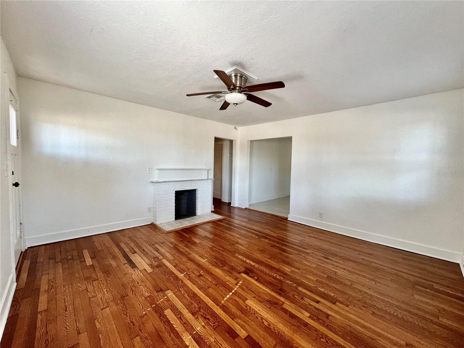POWERS CENTRAL PARK SUB - Residential Lease
