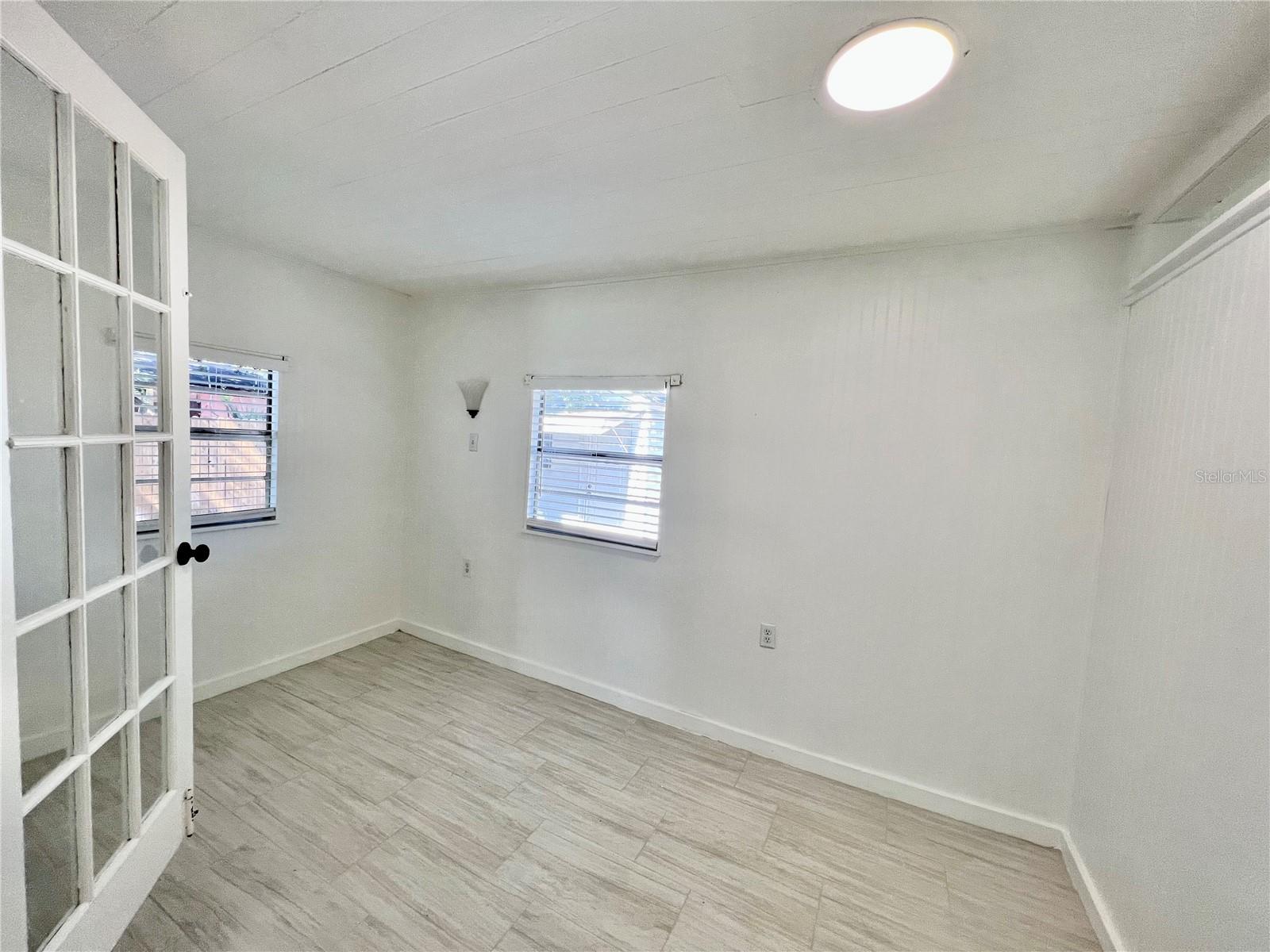 POWERS CENTRAL PARK SUB - Residential Lease