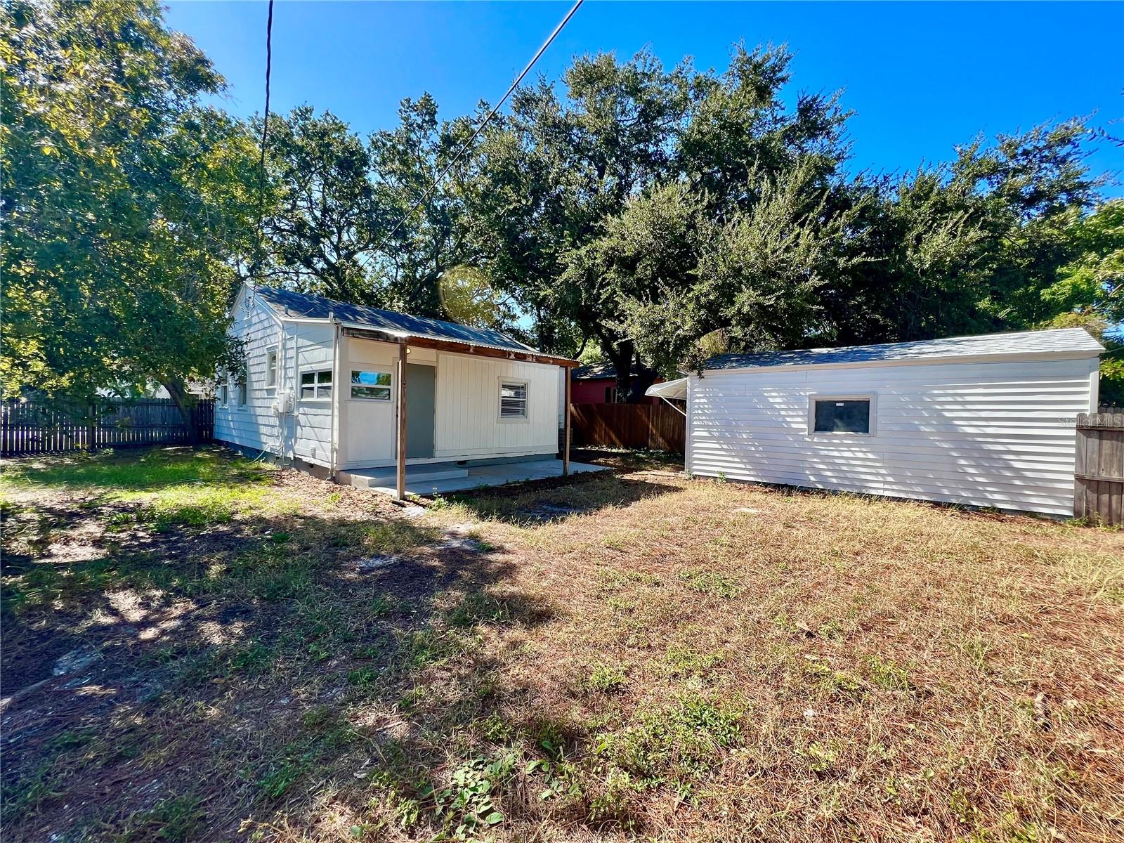 POWERS CENTRAL PARK SUB - Residential Lease