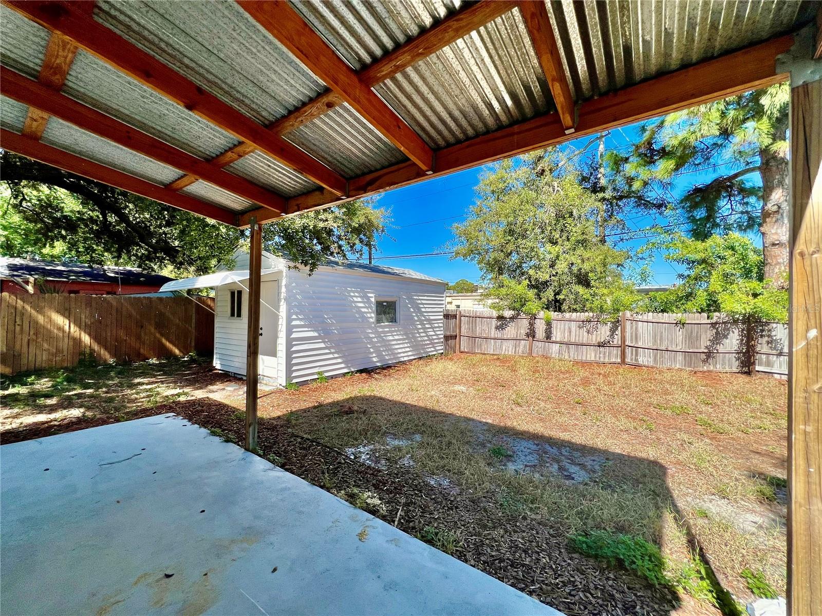 POWERS CENTRAL PARK SUB - Residential Lease