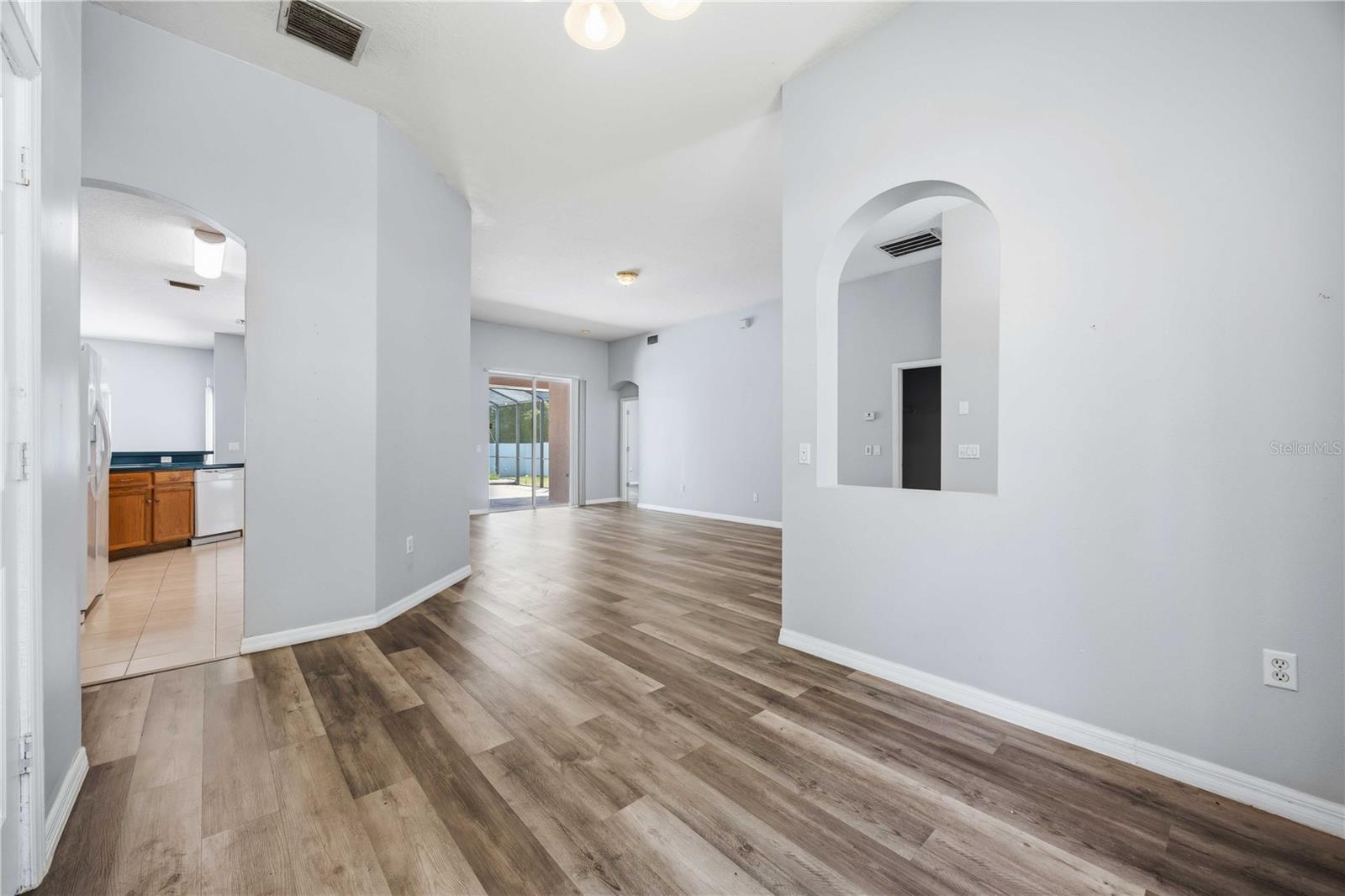 BRIGHTON LAKES PH 1 - Residential