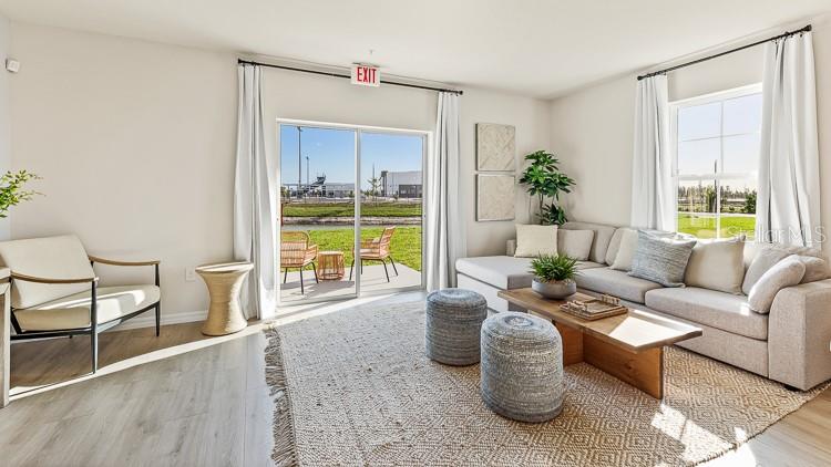 SADDLESTONE AT STAR FARMS LAKEWOOD RANCH - Residential