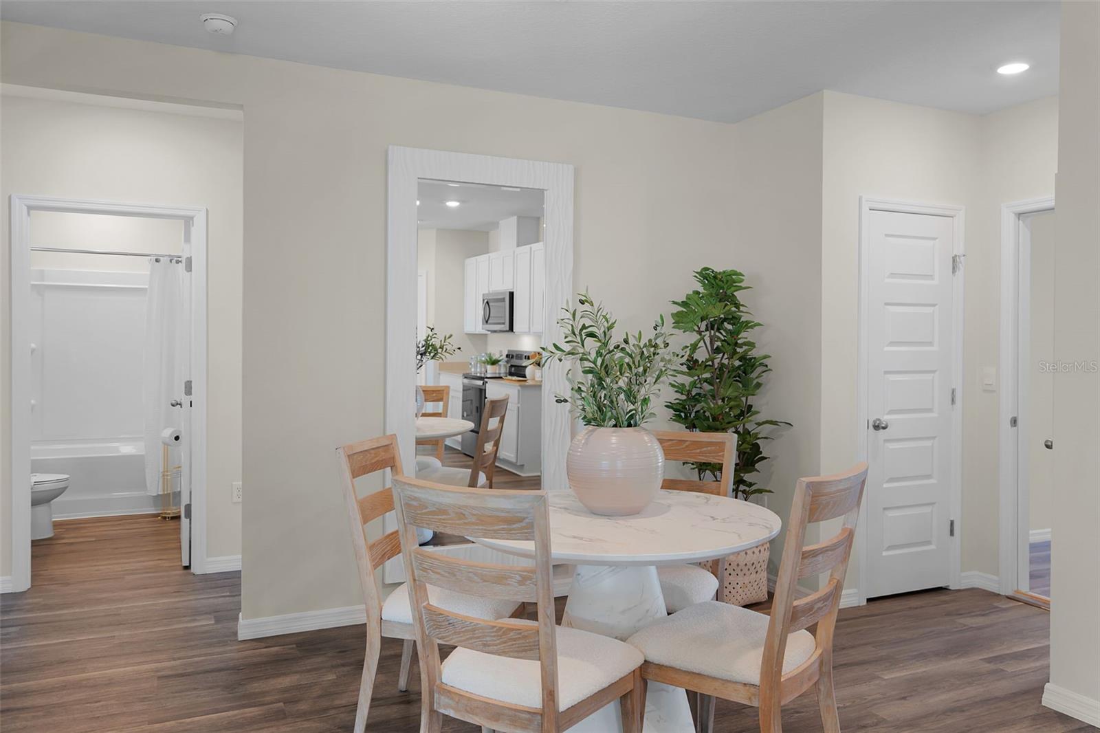 HAMILTON BLUFF - Residential