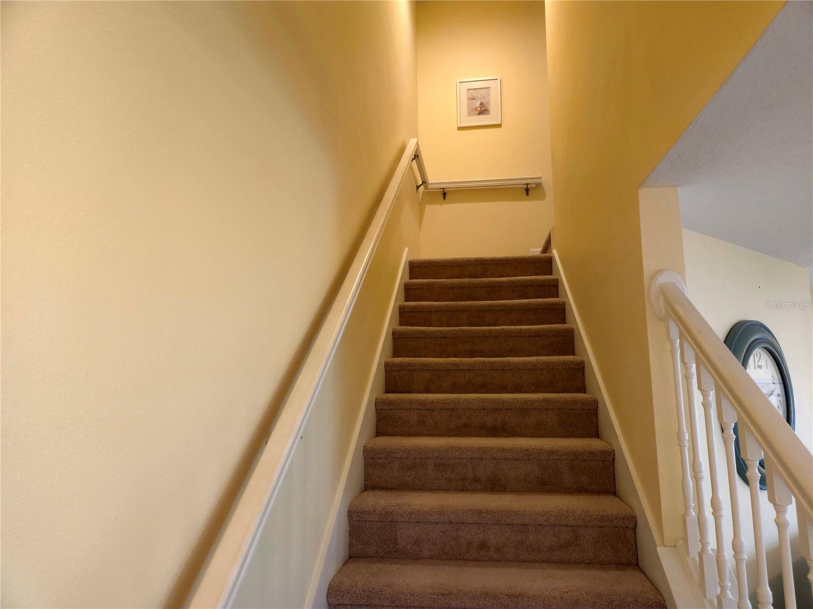 LAKESIDE VILLAGE TOWNHOME - Residential
