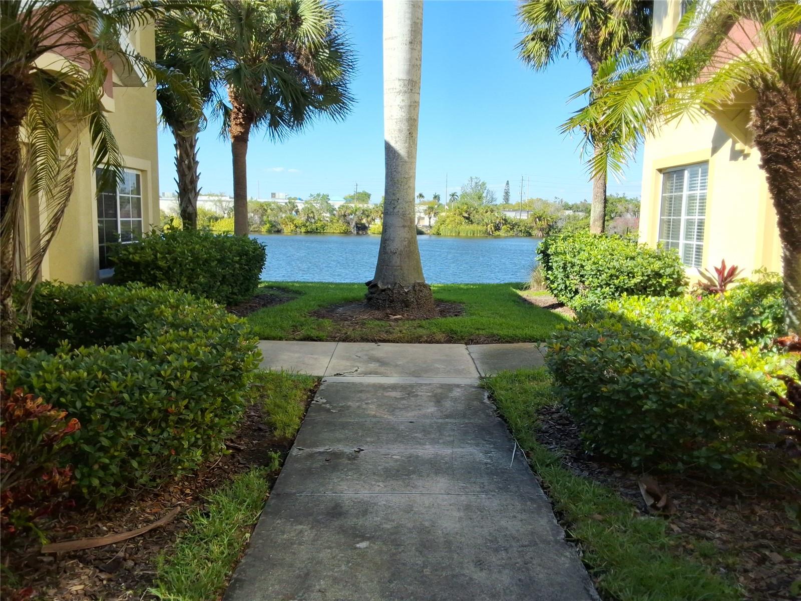 LAKESIDE VILLAGE TOWNHOME - Residential
