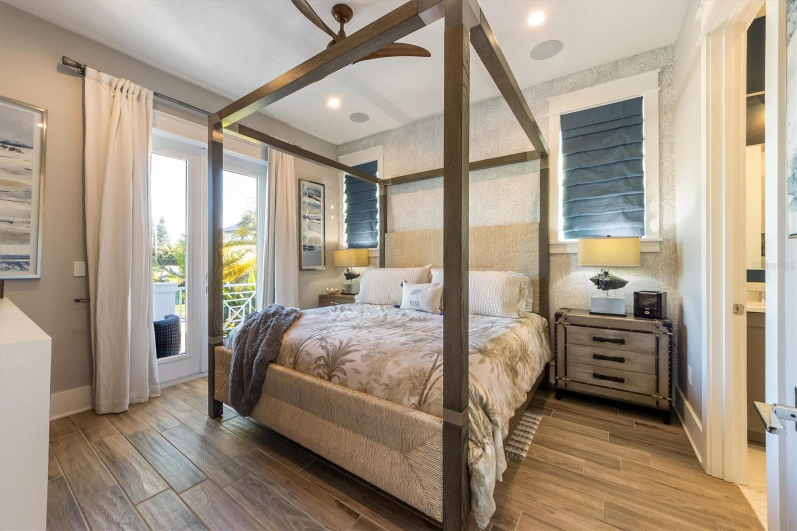 ANNA MARIA BEACH - Residential
