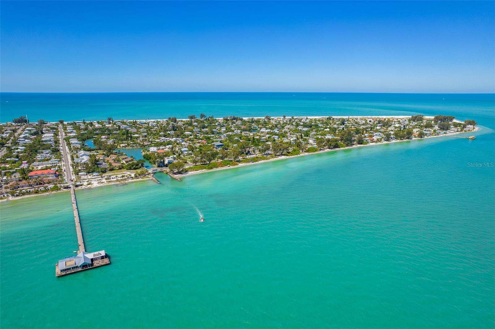 ANNA MARIA BEACH - Residential