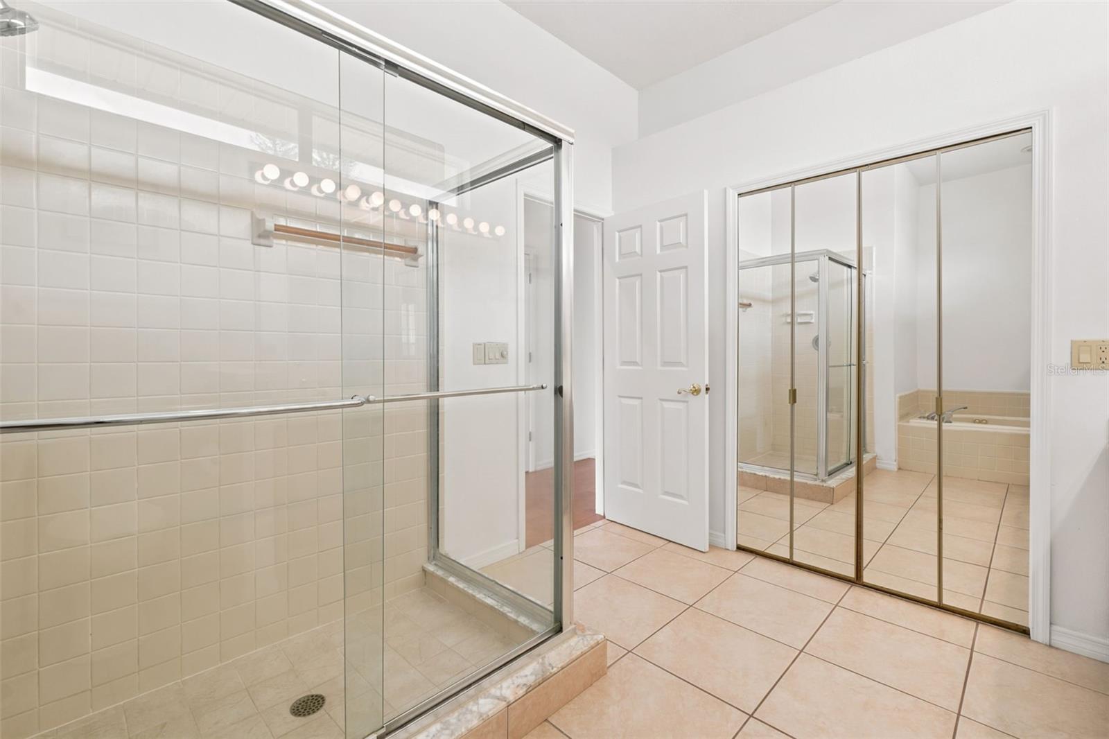 HUNTERS CREEK TR 235A PH 01 - Residential