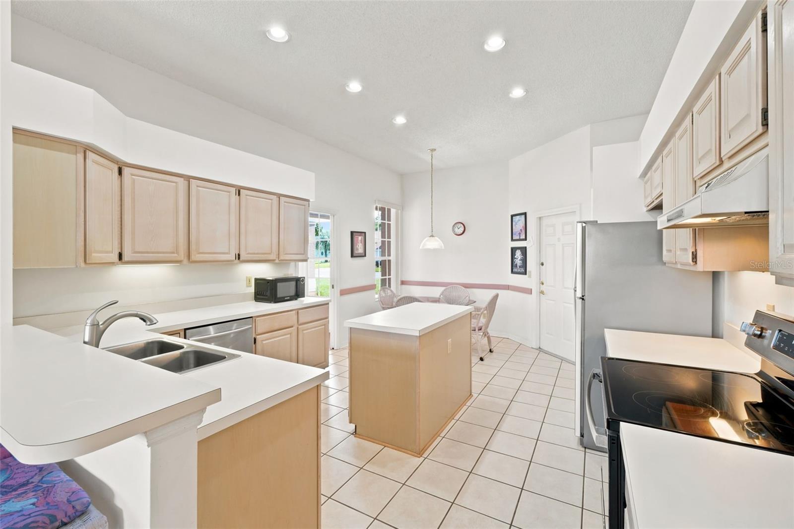 HUNTERS CREEK TR 235A PH 01 - Residential