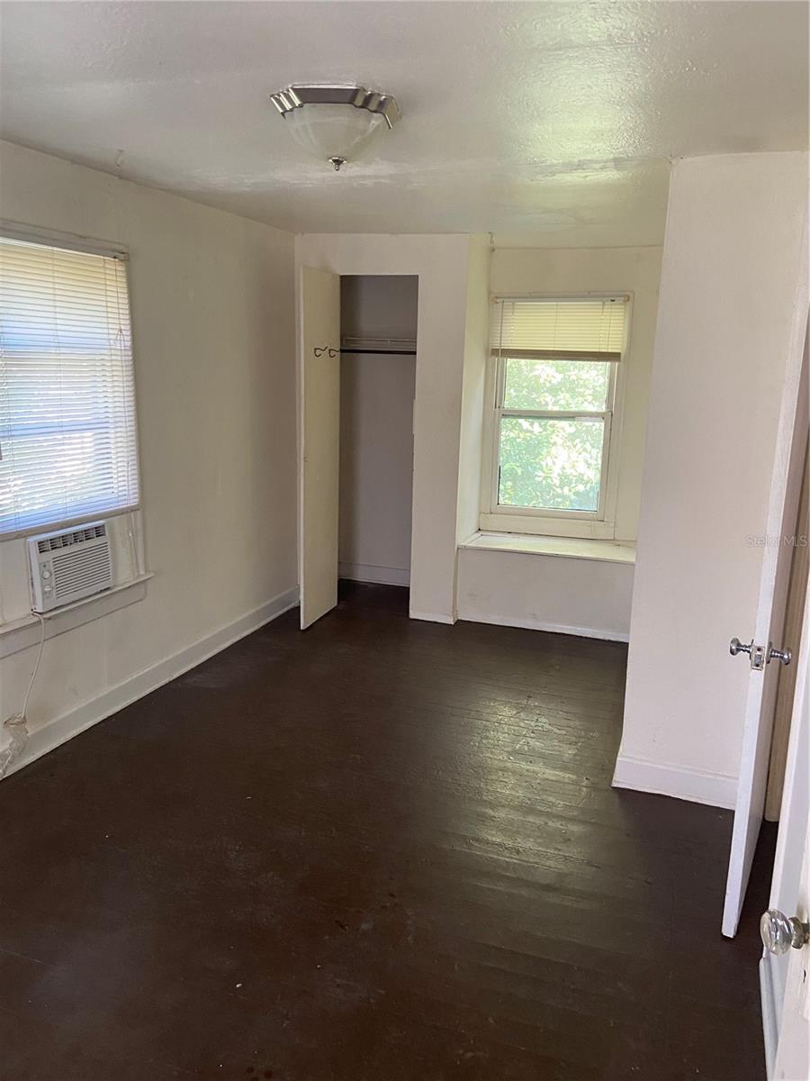 FOREST PARK - Residential Income